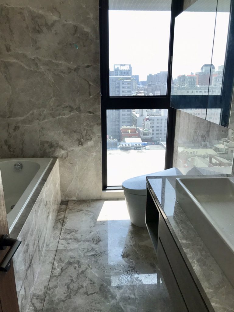 台中驗屋-公益路-天花板漏水檢測